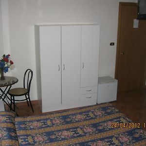 Le Petit Hotel